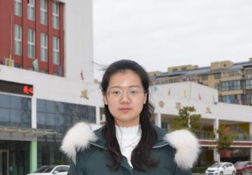 身份亮出来  形象树起来